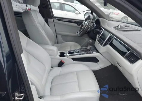 2018 Porsche Macan z USA, uszkodzony, nr VIN WP1AA2A53JLB01877